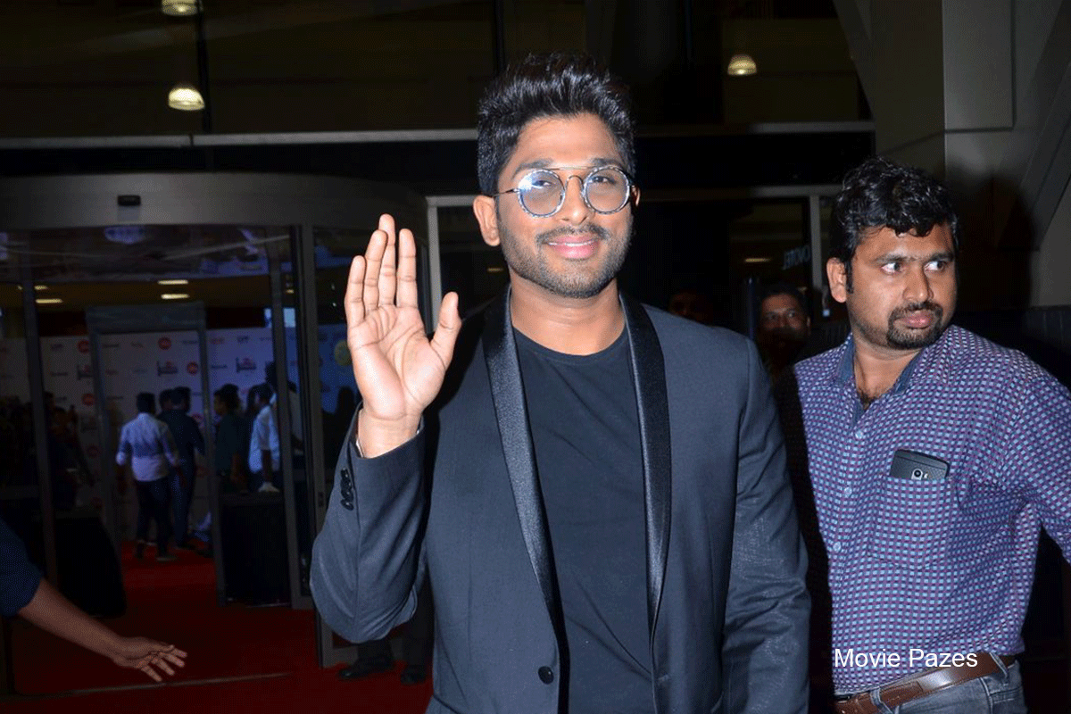 allu-arjun-at-filmfare-event